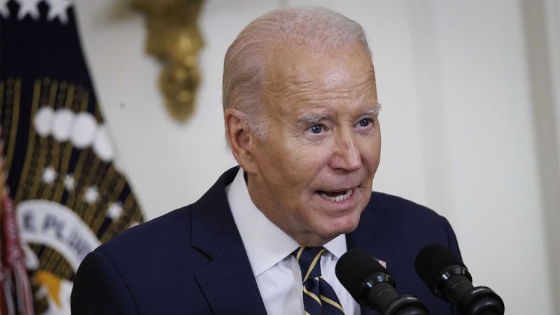  Biden staff prepped him on how to enter, exit fundraiser room: report